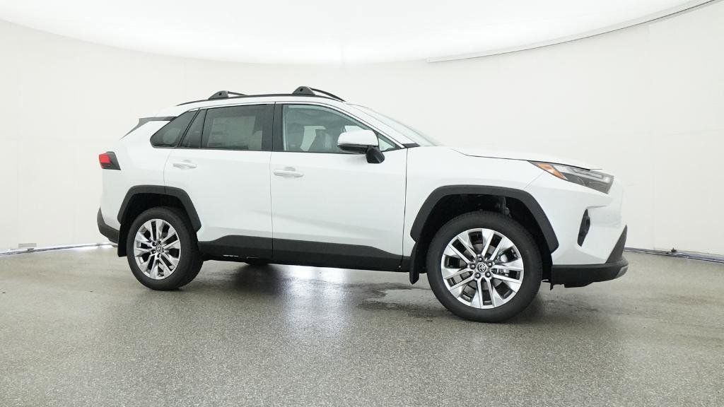 Thumbnail: 2025 Toyota RAV4 - 6