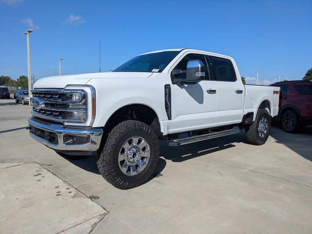 2026 Ford F-350 Super Duty LARIAT