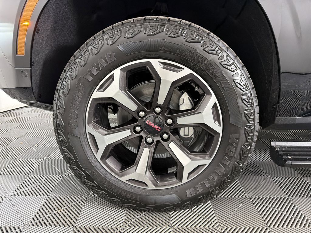 new 2026 GMC Yukon car, priced at $102,689