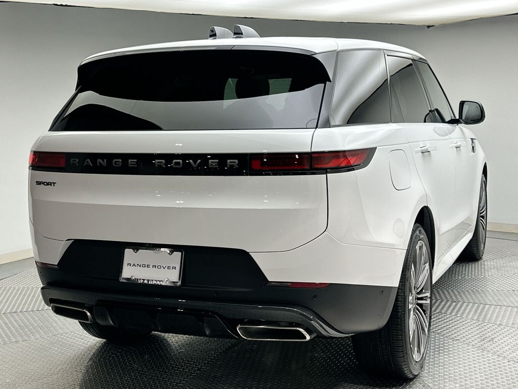 Thumbnail: 2026 Land Rover Range Rover Sport - 3