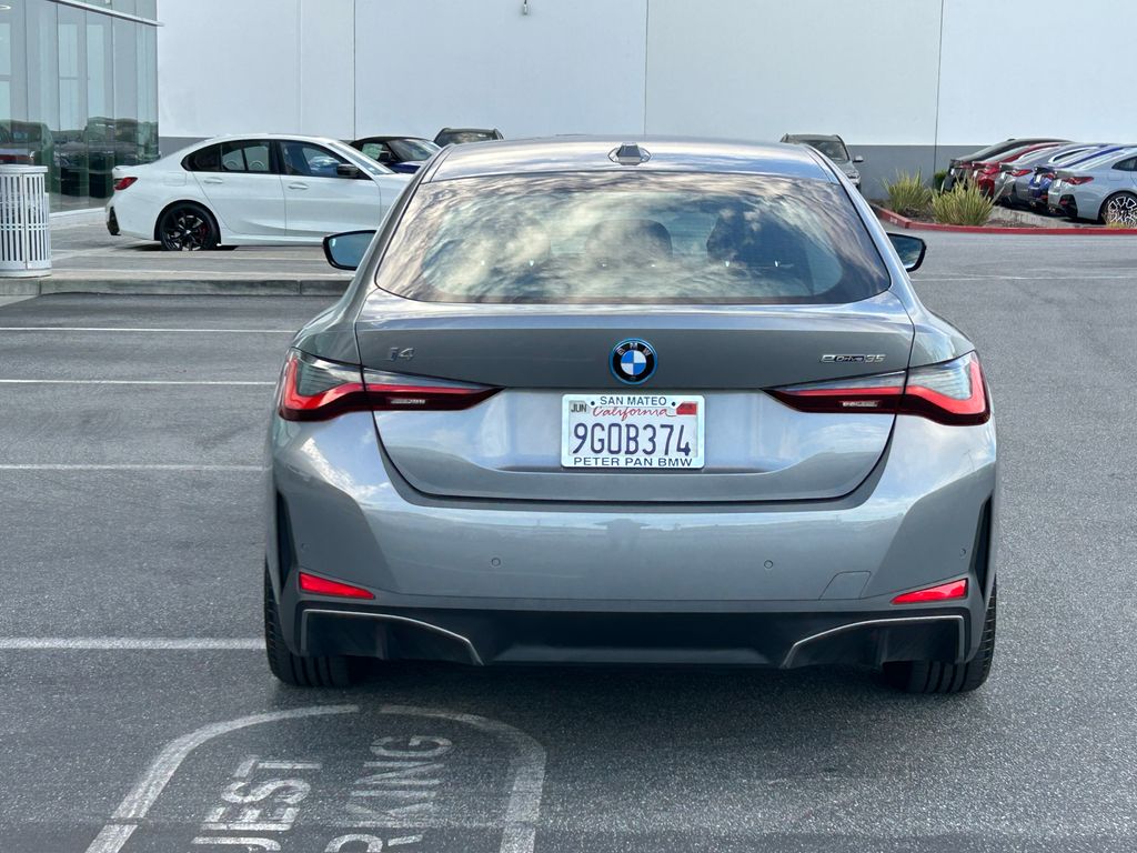 Thumbnail: 2023 BMW i4 - 4