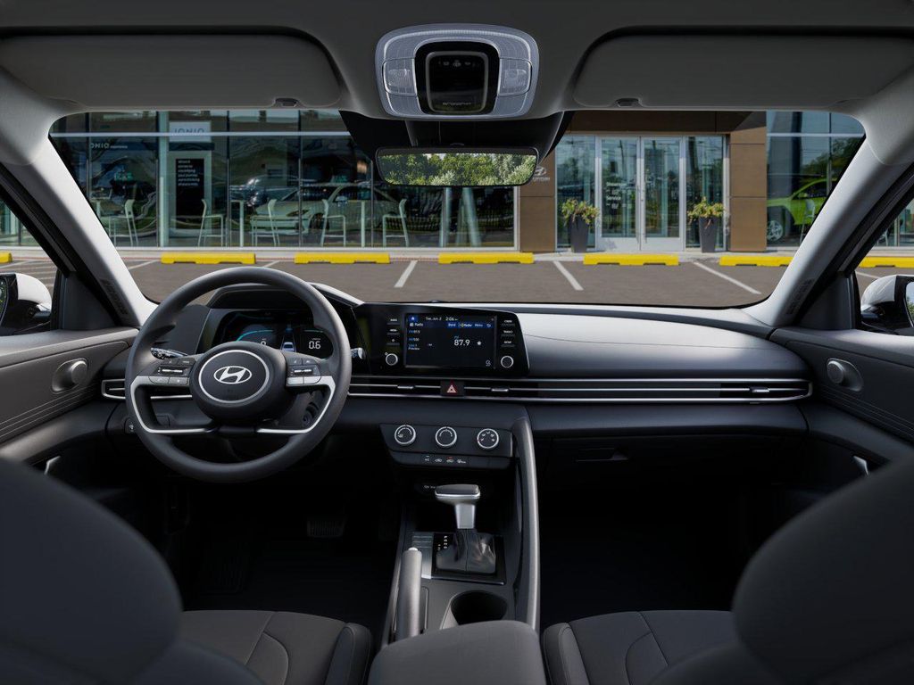 2025 Hyundai Elantra SE 11