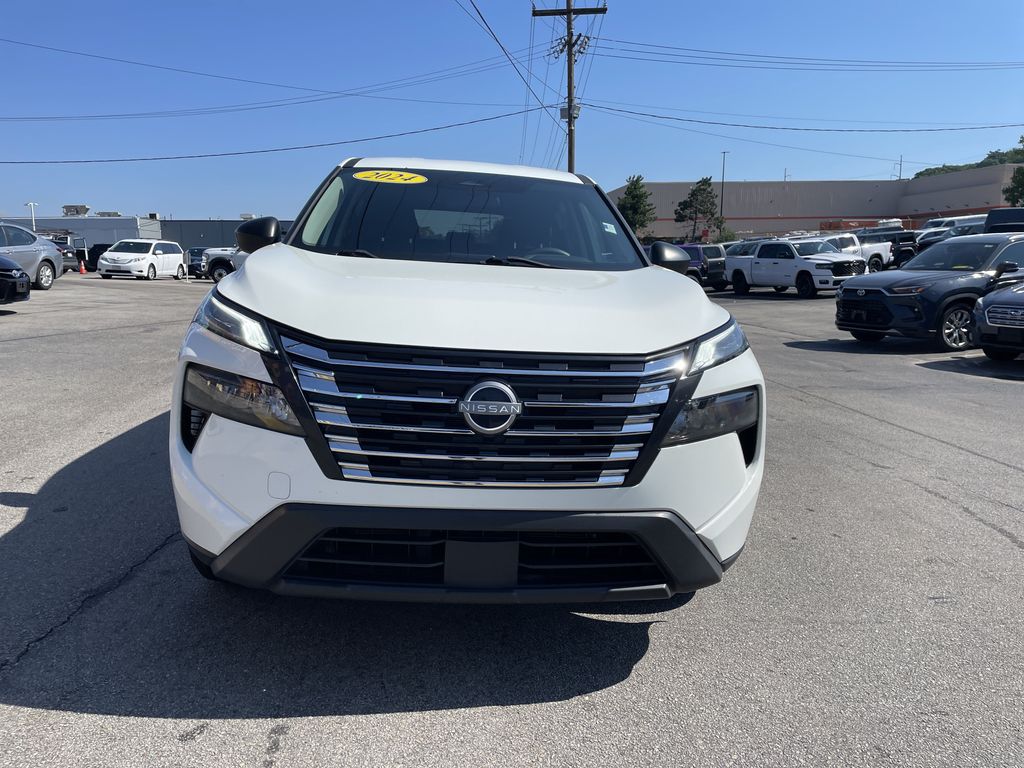 Used 2024 Nissan Rogue SUV