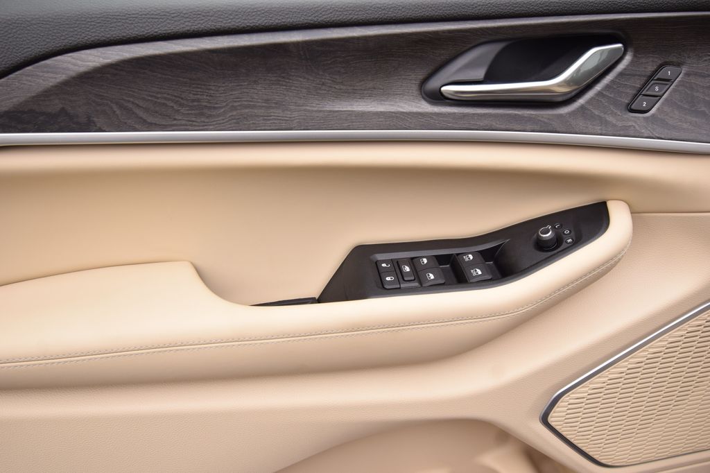 new 2026 Jeep Grand Cherokee L car, priced at $53,827