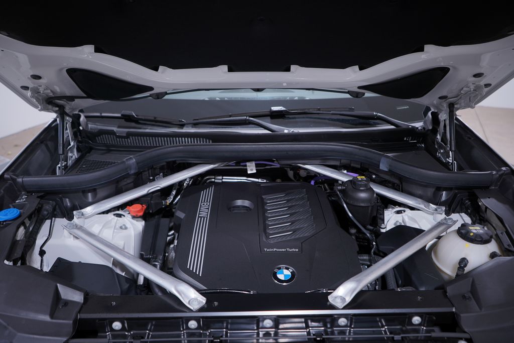Thumbnail: 2023 BMW X5 - 24
