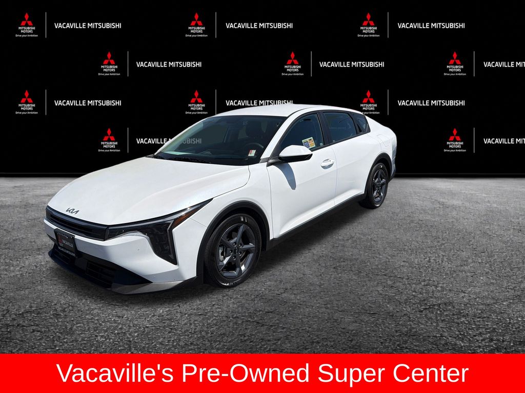 2025 Kia K4 LXS AT's photo