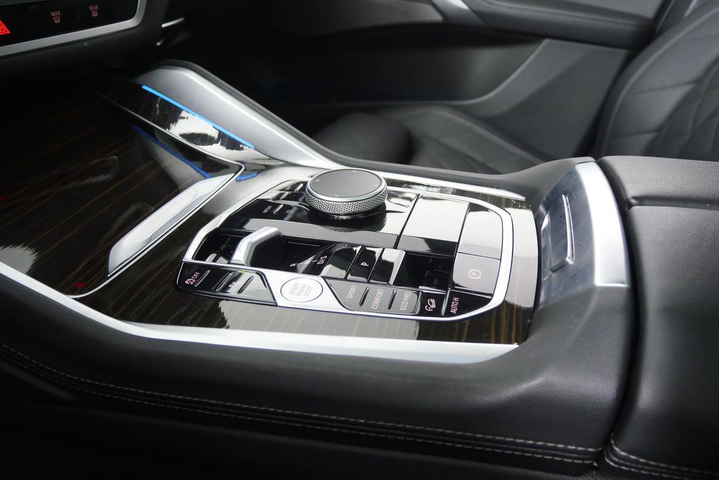 Thumbnail: 2025 BMW X6 - 26