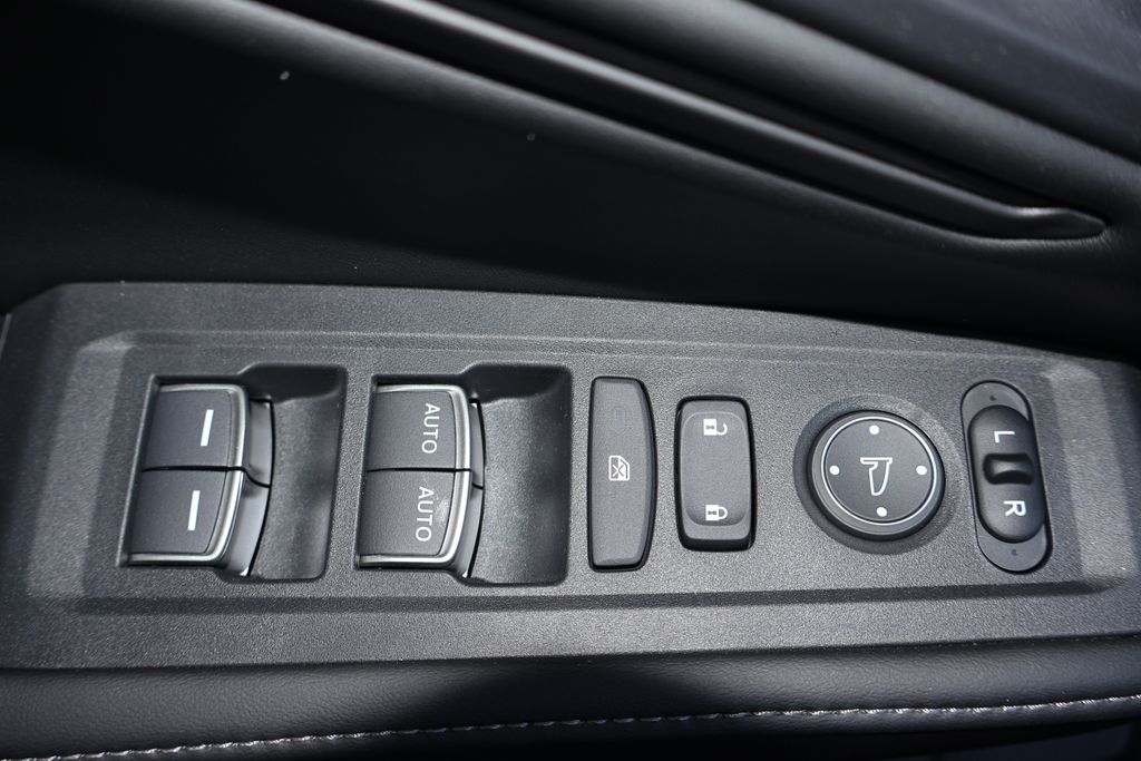 Thumbnail: 2025 Honda Accord - 15