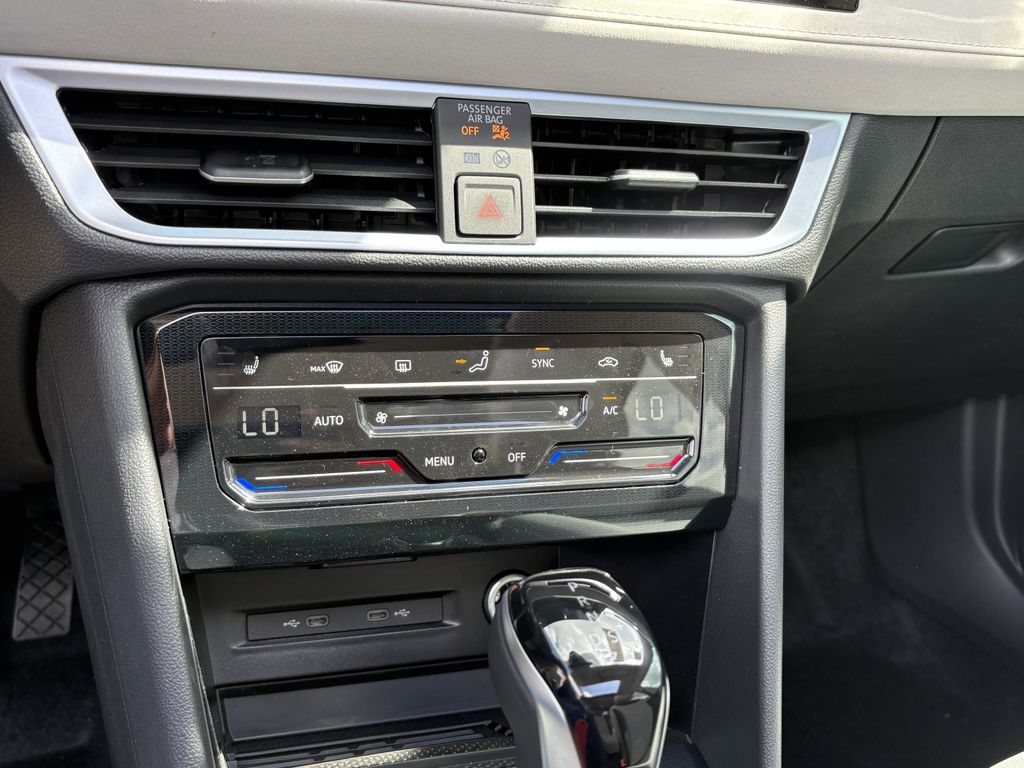 New 2026 White Volkswagen 1.5T SE image 20