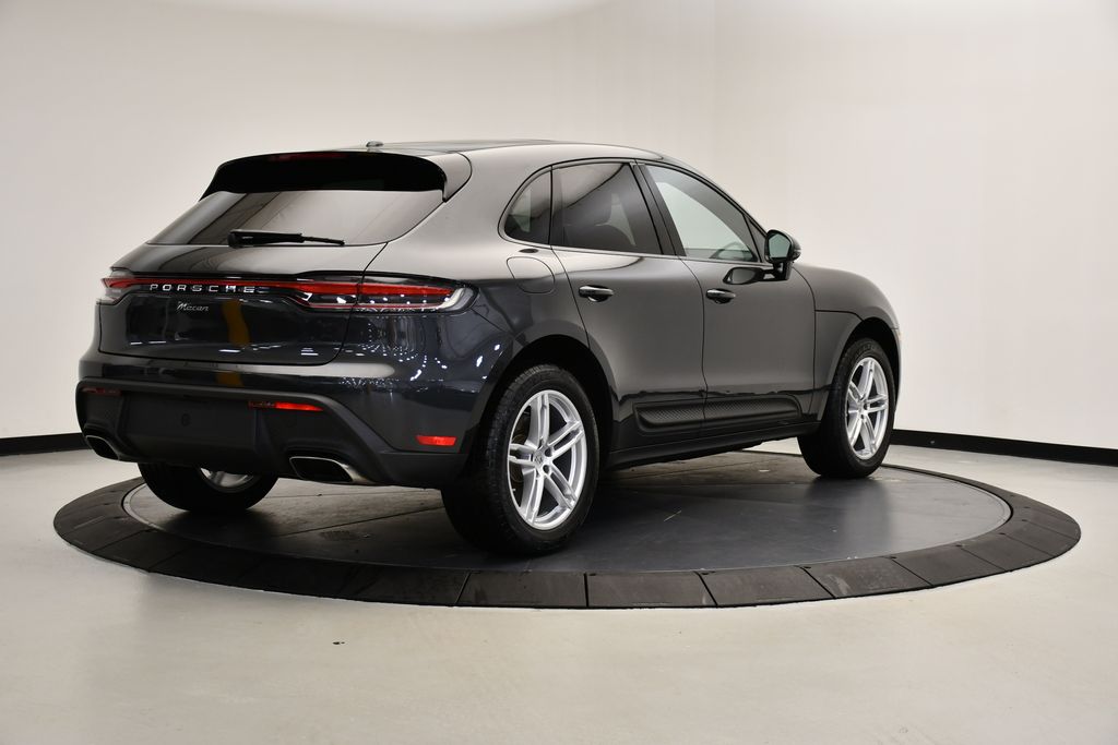 2025 Porsche Macan  7
