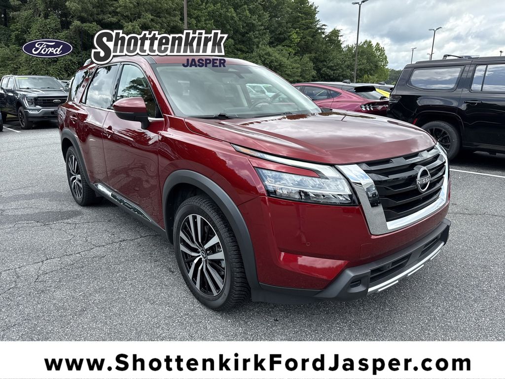 2023 Nissan Pathfinder PLATINUM