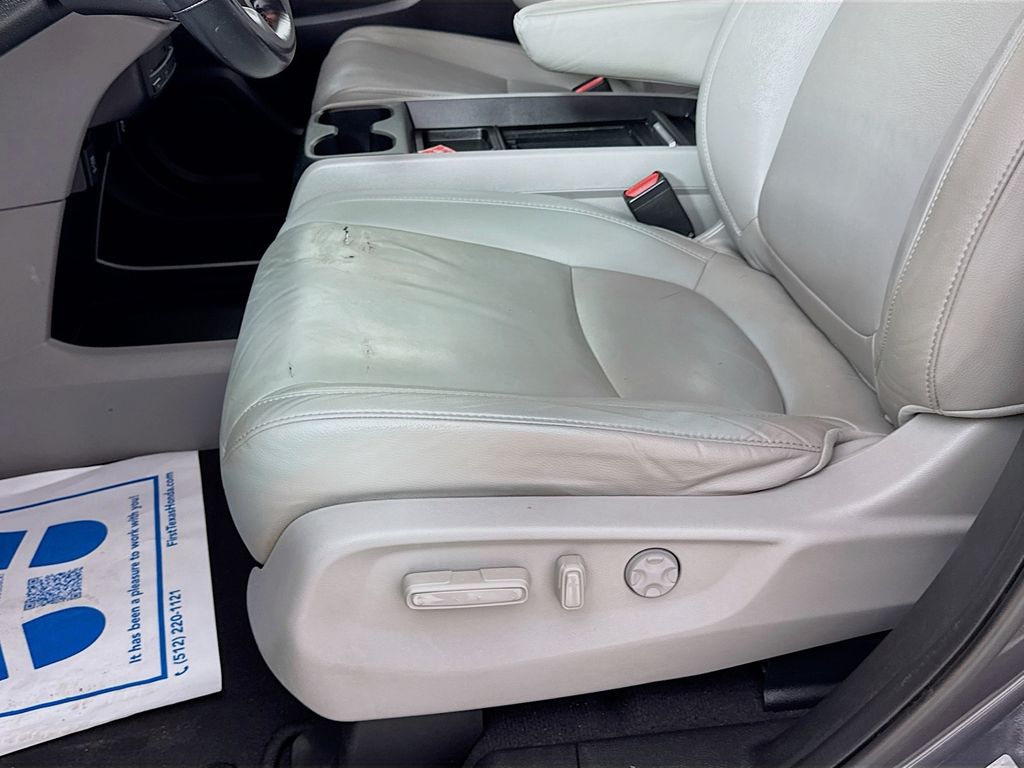 Used Car 2019 Honda Odyssey  Ex-l For Sale Under $25,000 In Austin, Texas