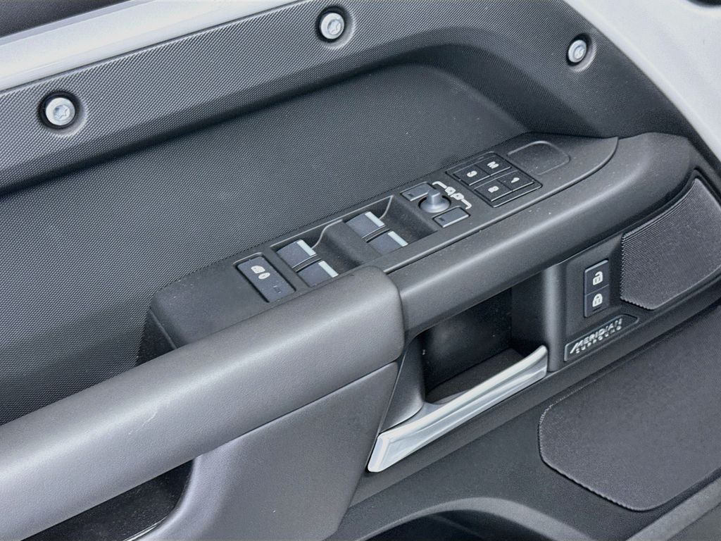 Thumbnail: 2026 Land Rover Defender - 22