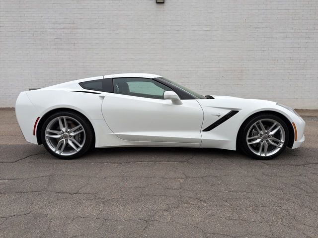 Arctic White 2019 Chevrolet Corvette Stingray 1LT Coupe RWD Coupe Rear-Wheel Drive 7-Speed Manual