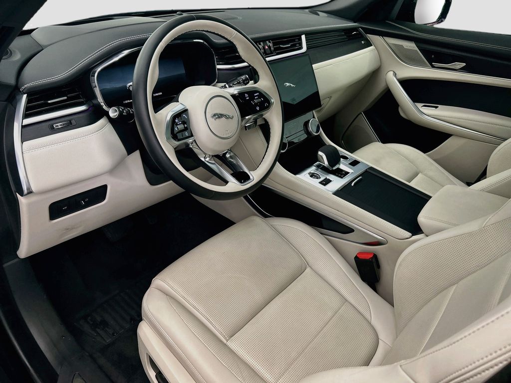 Thumbnail: 2026 Jaguar F-Pace - 9