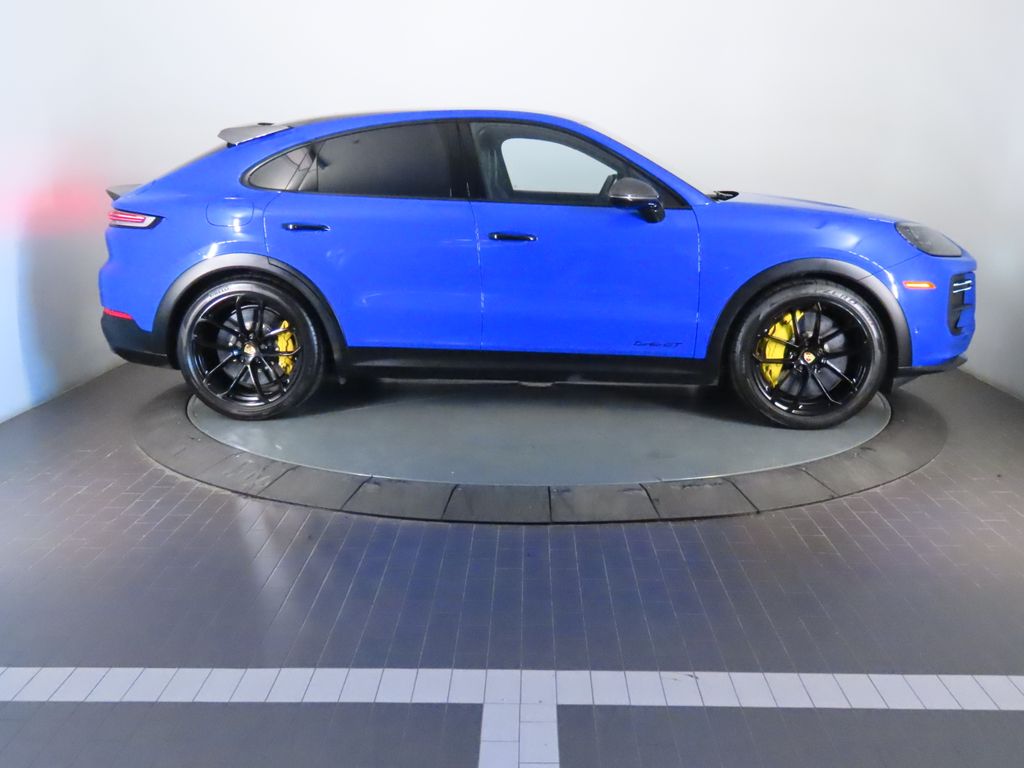 Thumbnail: 2024 Porsche  - 8