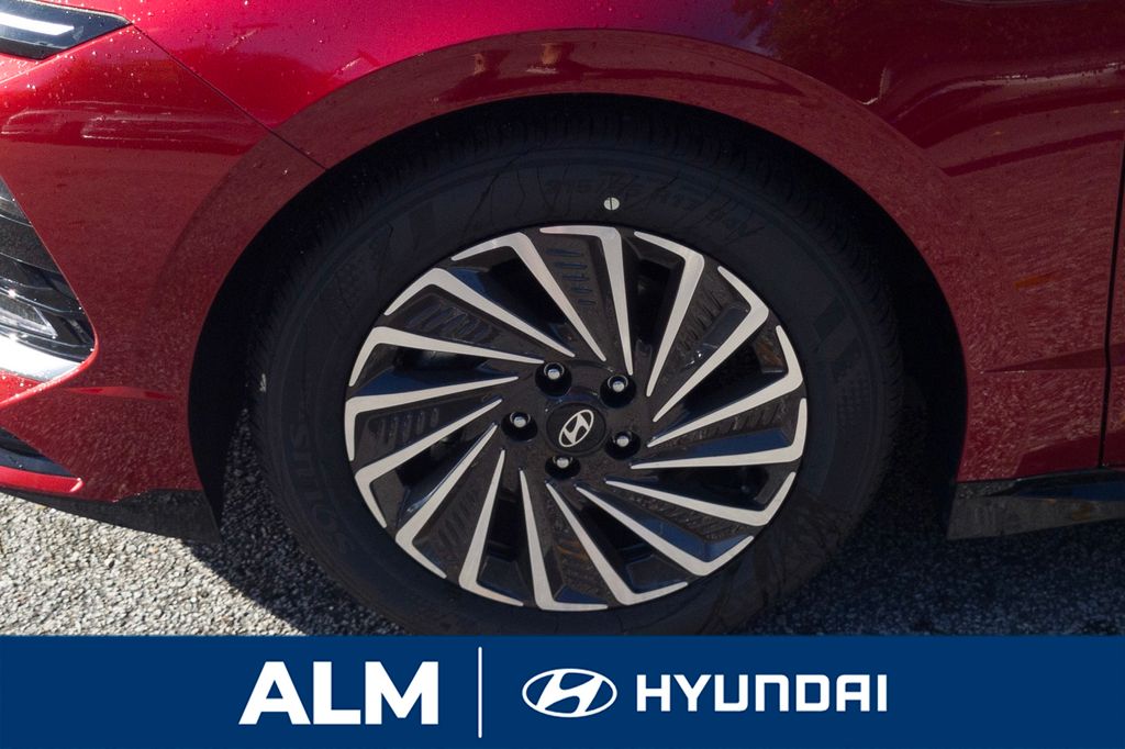 New 2025 Red Hyundai SEL image 11