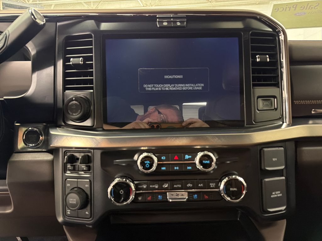 New 2026 White Ford King Ranch image 21