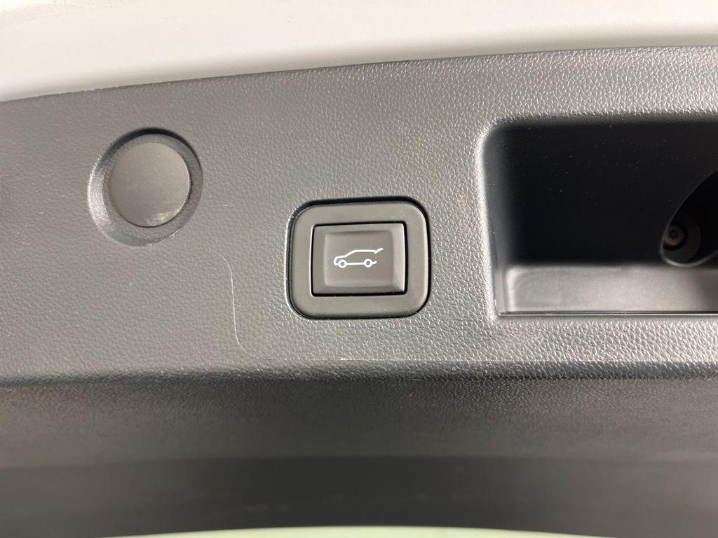 Thumbnail: 2025 Chevrolet Equinox - 8