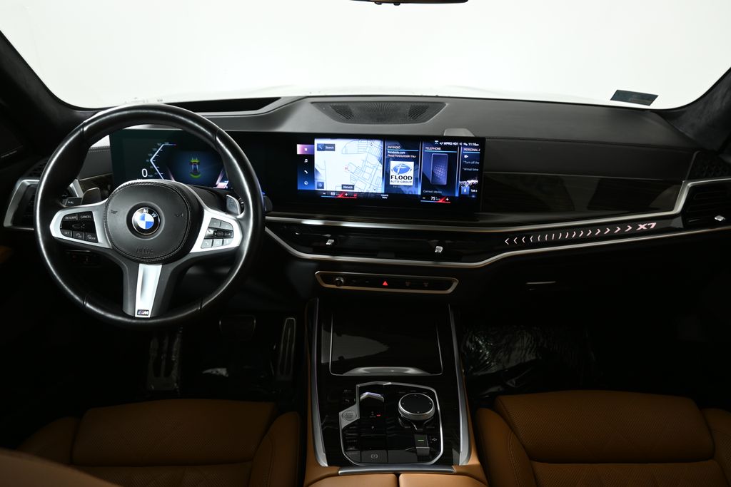Thumbnail: 2023 BMW X7 - 17