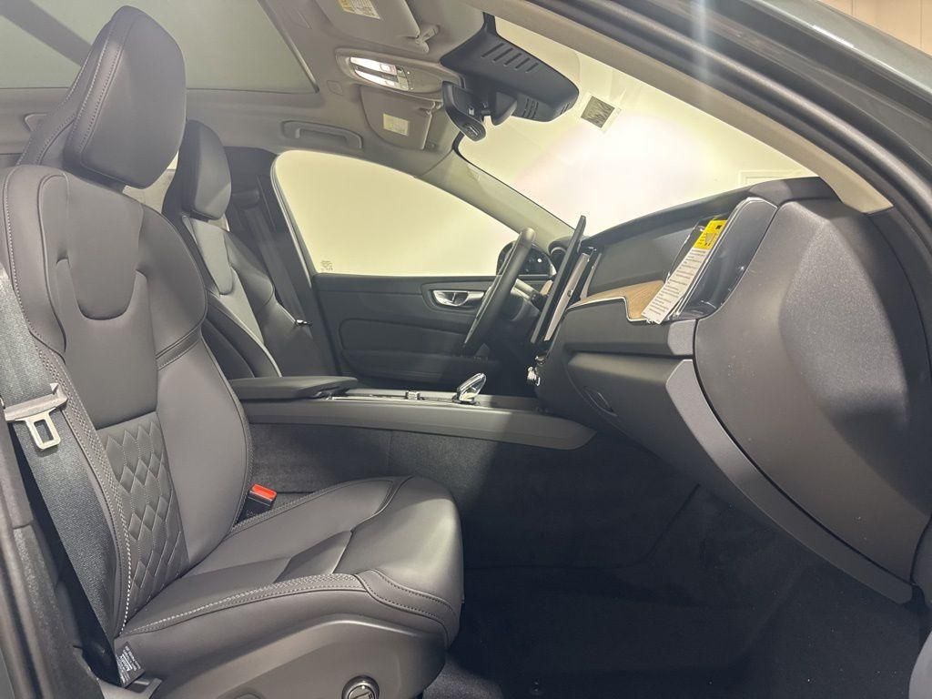 New 2026  Volvo T8 Ultra image 28