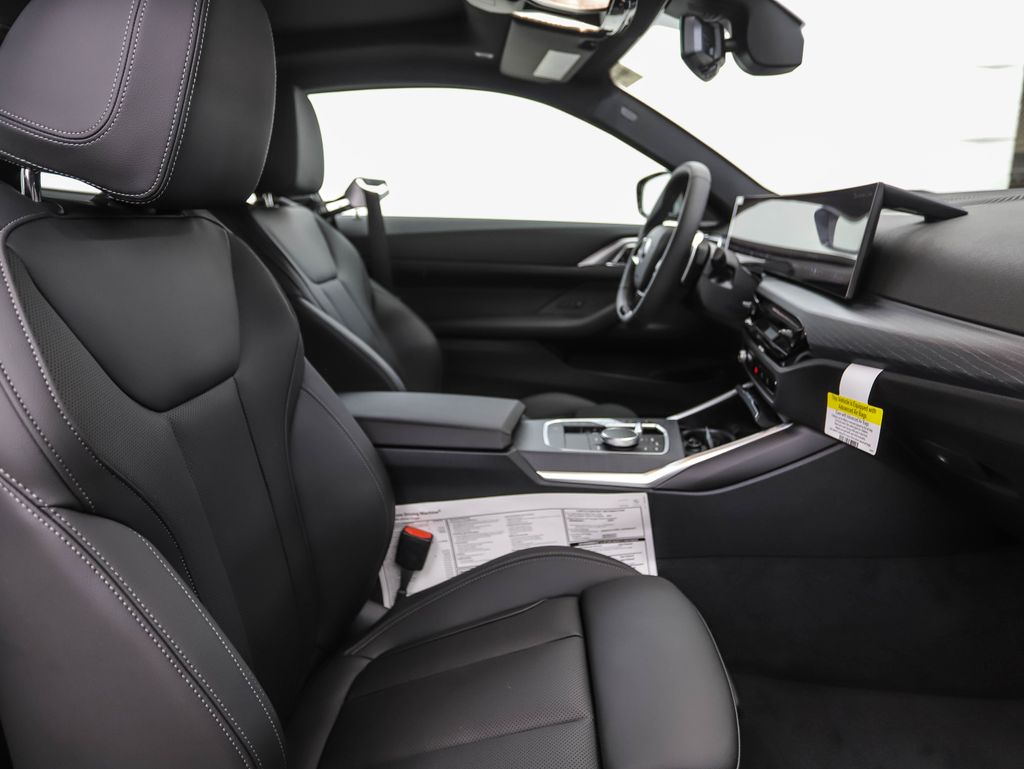 Thumbnail: 2026 BMW 4 Series - 24