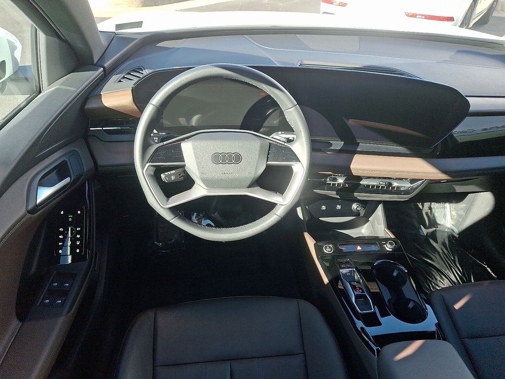 Thumbnail: 2025 Audi Q6 e-tron - 11