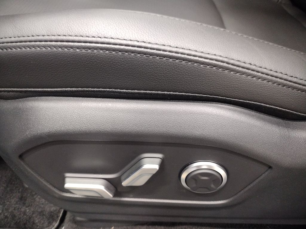 2025 Hyundai Santa Fe Hybrid Limited