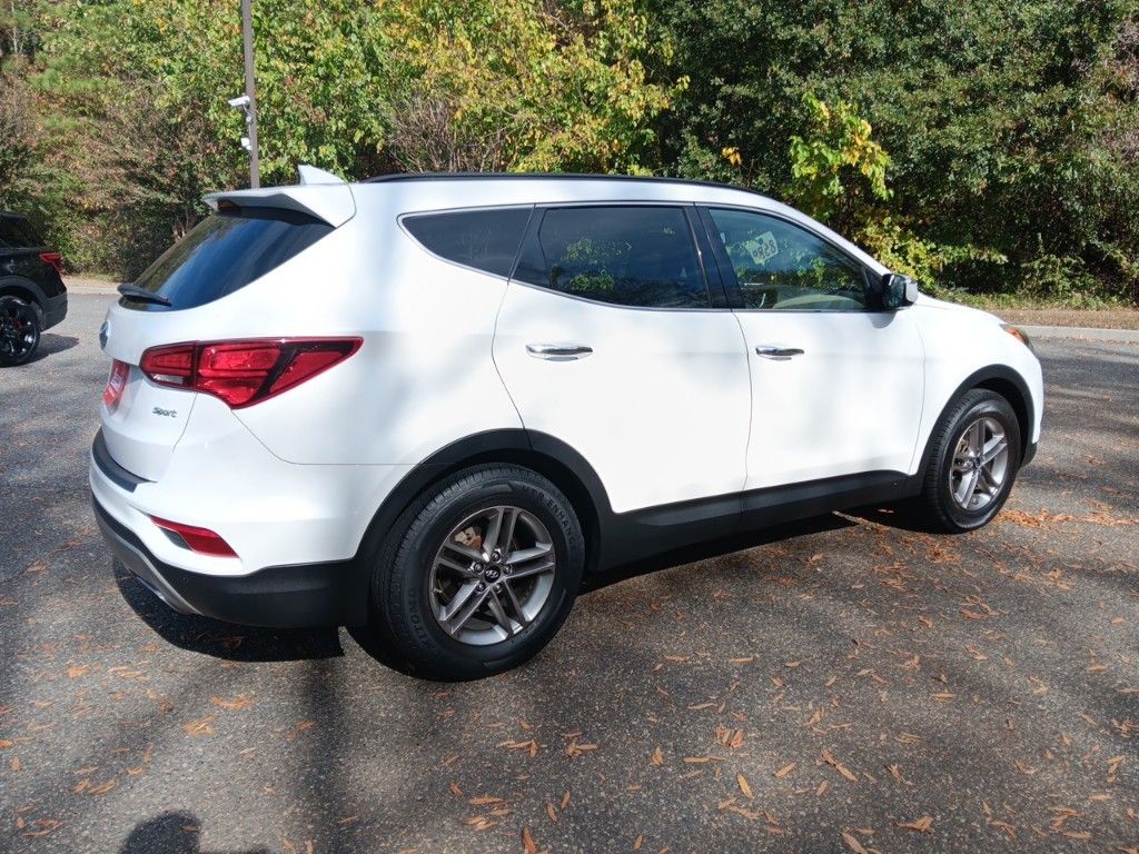 2017 Hyundai Santa Fe Sport 2.4 Base 10