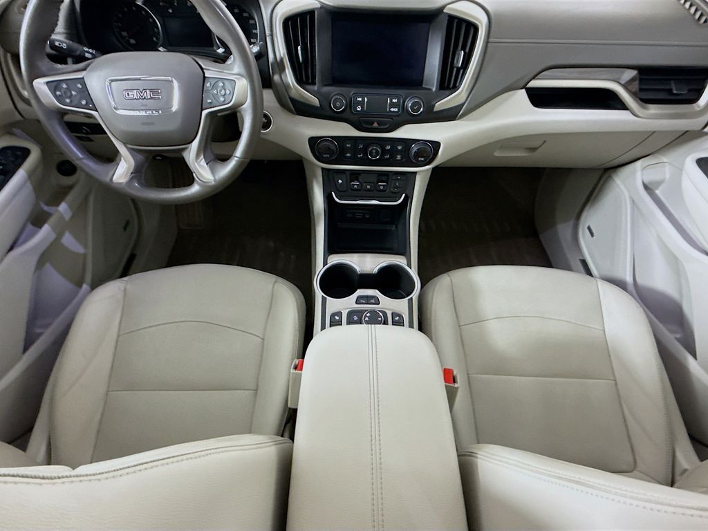 Thumbnail: 2020 GMC Terrain - 17