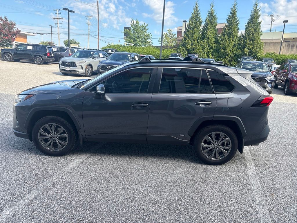 Used 2022 Gray Toyota XLE Premium image 7