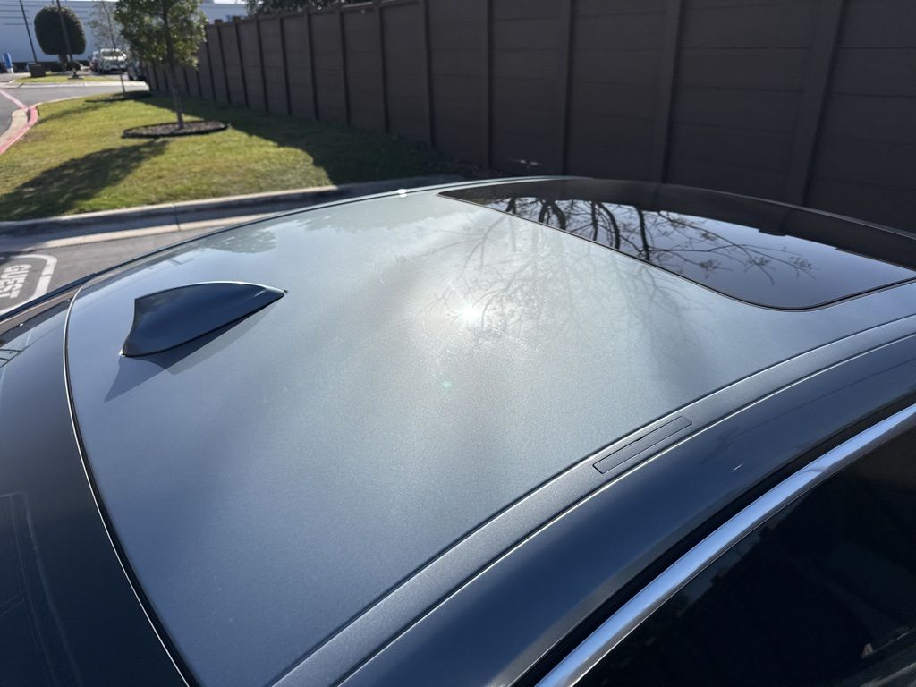 Thumbnail: 2021 BMW 5 Series - 19