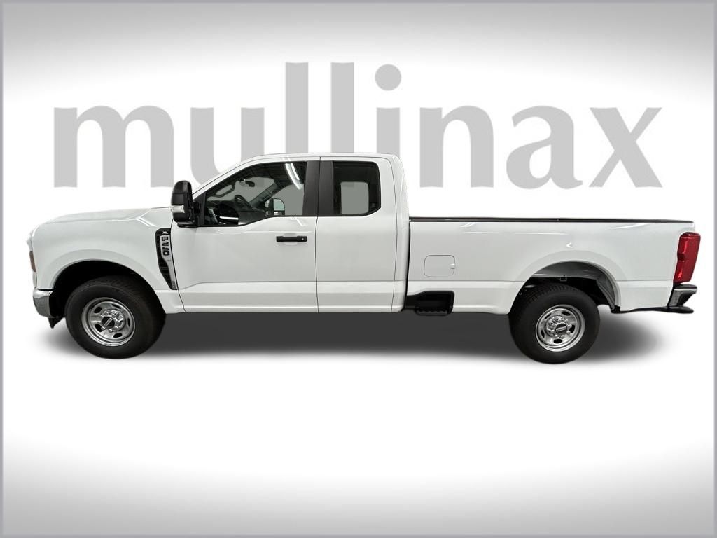 2025 Ford F-250 XL photo 7