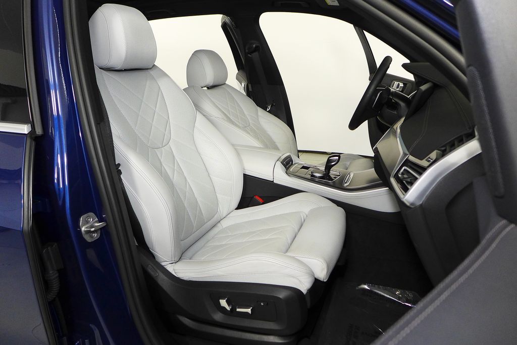 Thumbnail: 2023 BMW X5 - 18