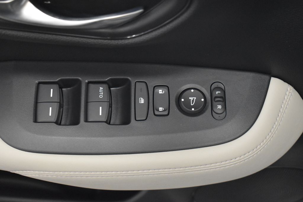 Thumbnail: 2026 Honda HR-V - 9