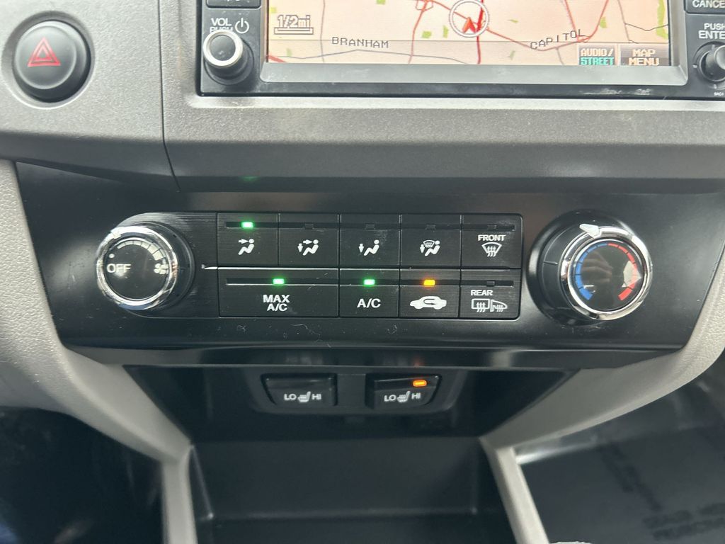 Thumbnail: 2012 Honda Civic - 18