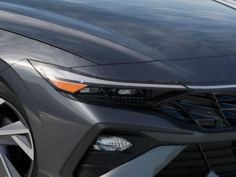 Thumbnail: 2025 Hyundai Elantra - 9