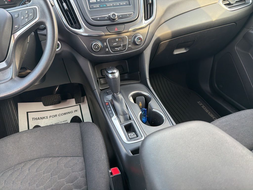 Thumbnail: 2018 Chevrolet Equinox - 16