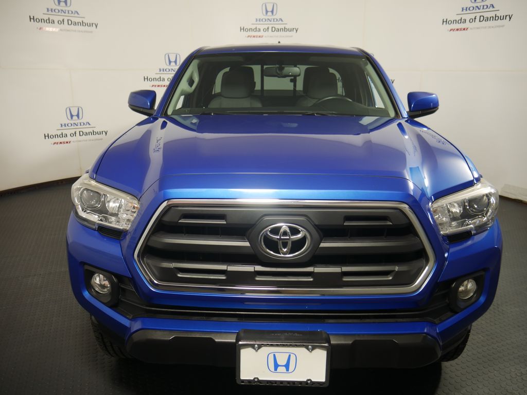 2017 Toyota Tacoma SR5 2