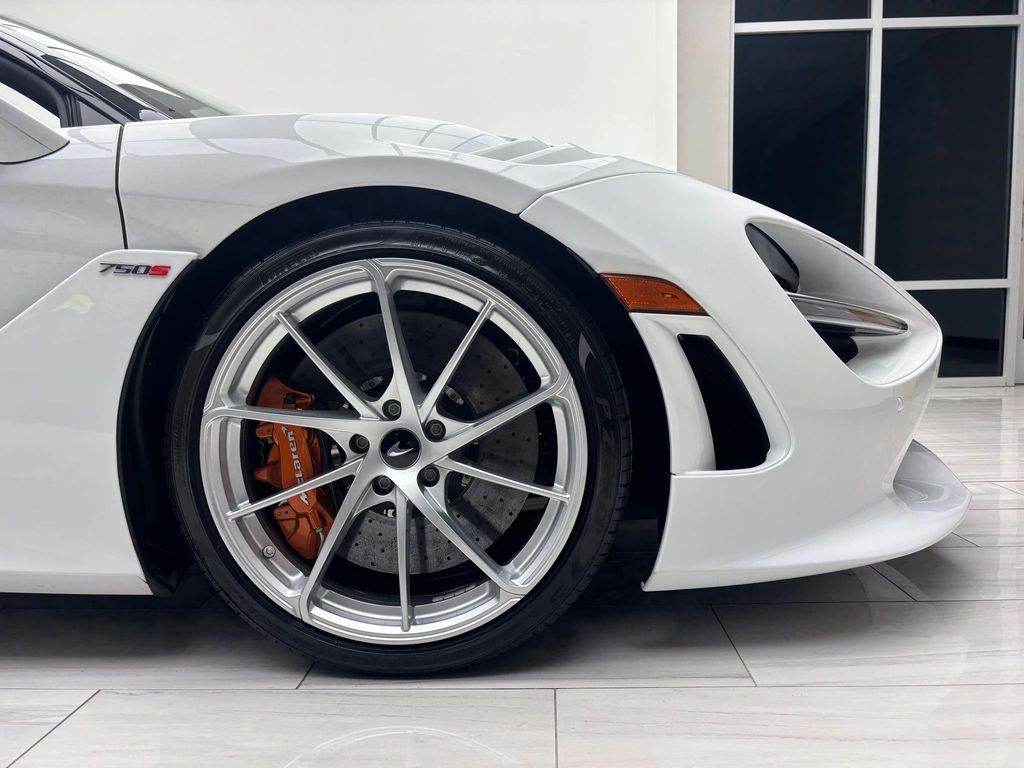 2024 McLaren 750S