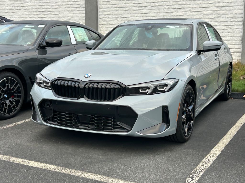 Thumbnail: 2026 BMW 3 Series - 2