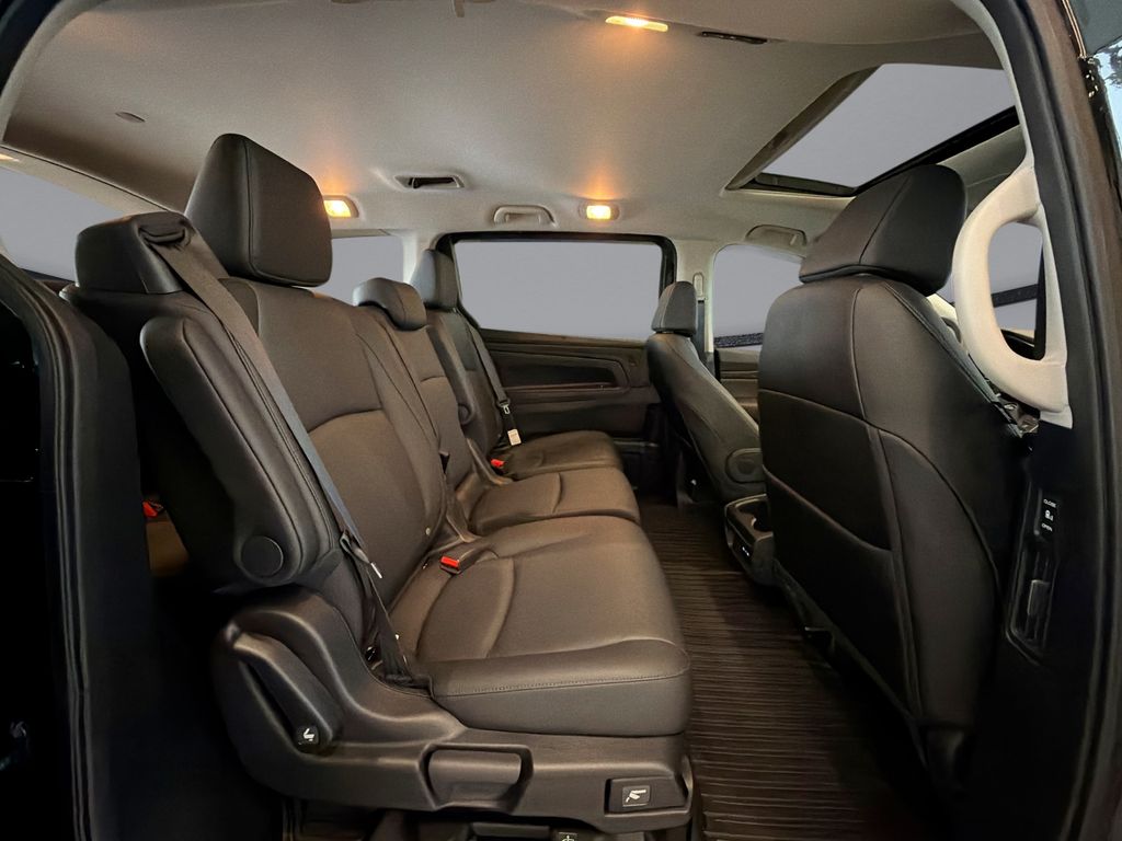 Thumbnail: 2025 Honda Odyssey - 17