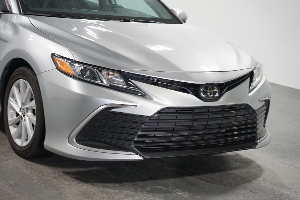 Thumbnail: 2022 Toyota Camry - 4