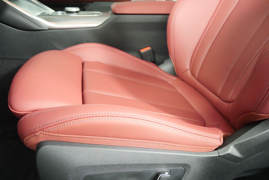 Thumbnail: 2026 BMW 4 Series - 9