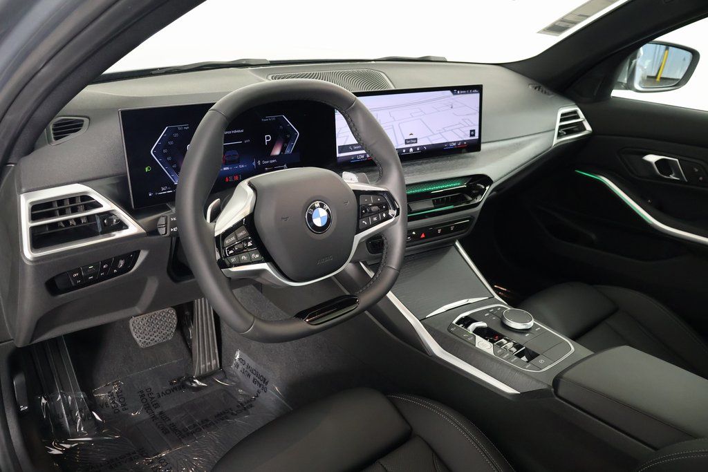 Thumbnail: 2025 BMW 3 Series - 7