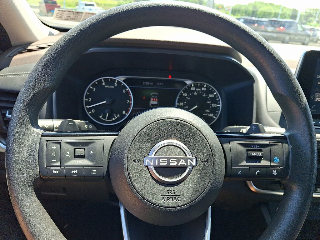2023 Nissan Rogue — photo 20
