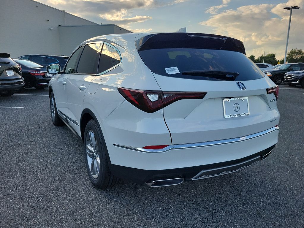 2025 Acura MDX Base 3