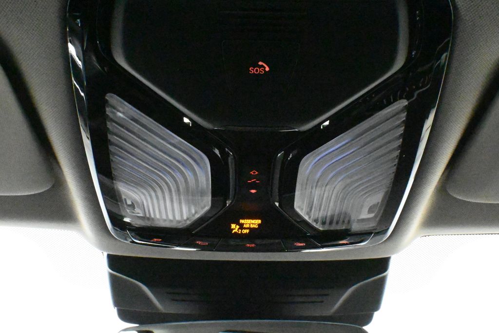 Thumbnail: 2024 BMW X7 - 21