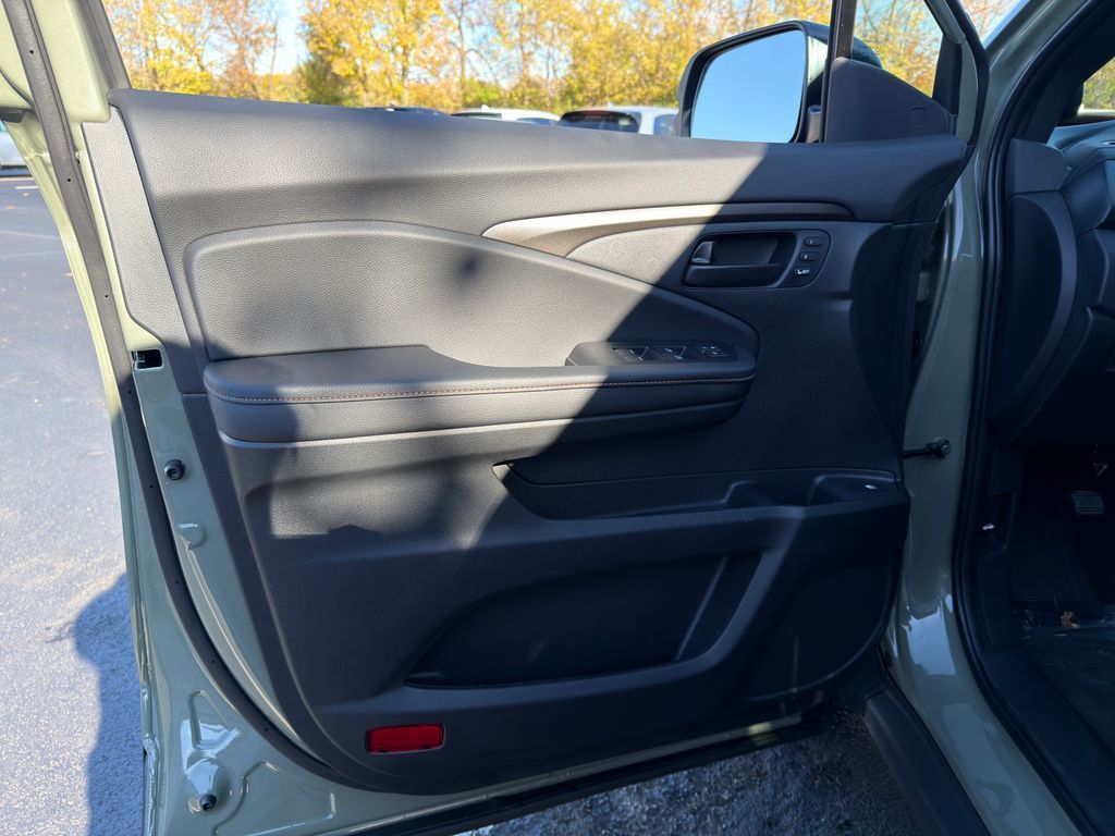 Thumbnail: 2026 Honda Ridgeline - 19