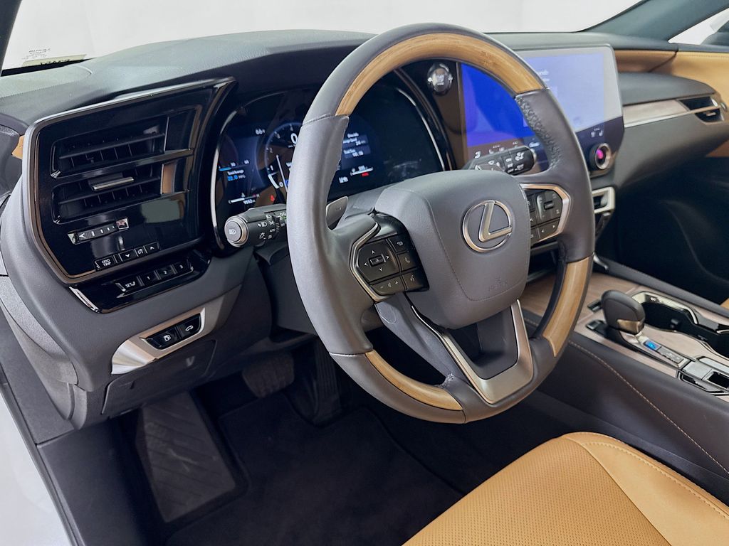 Thumbnail: 2025 Lexus RX - 9